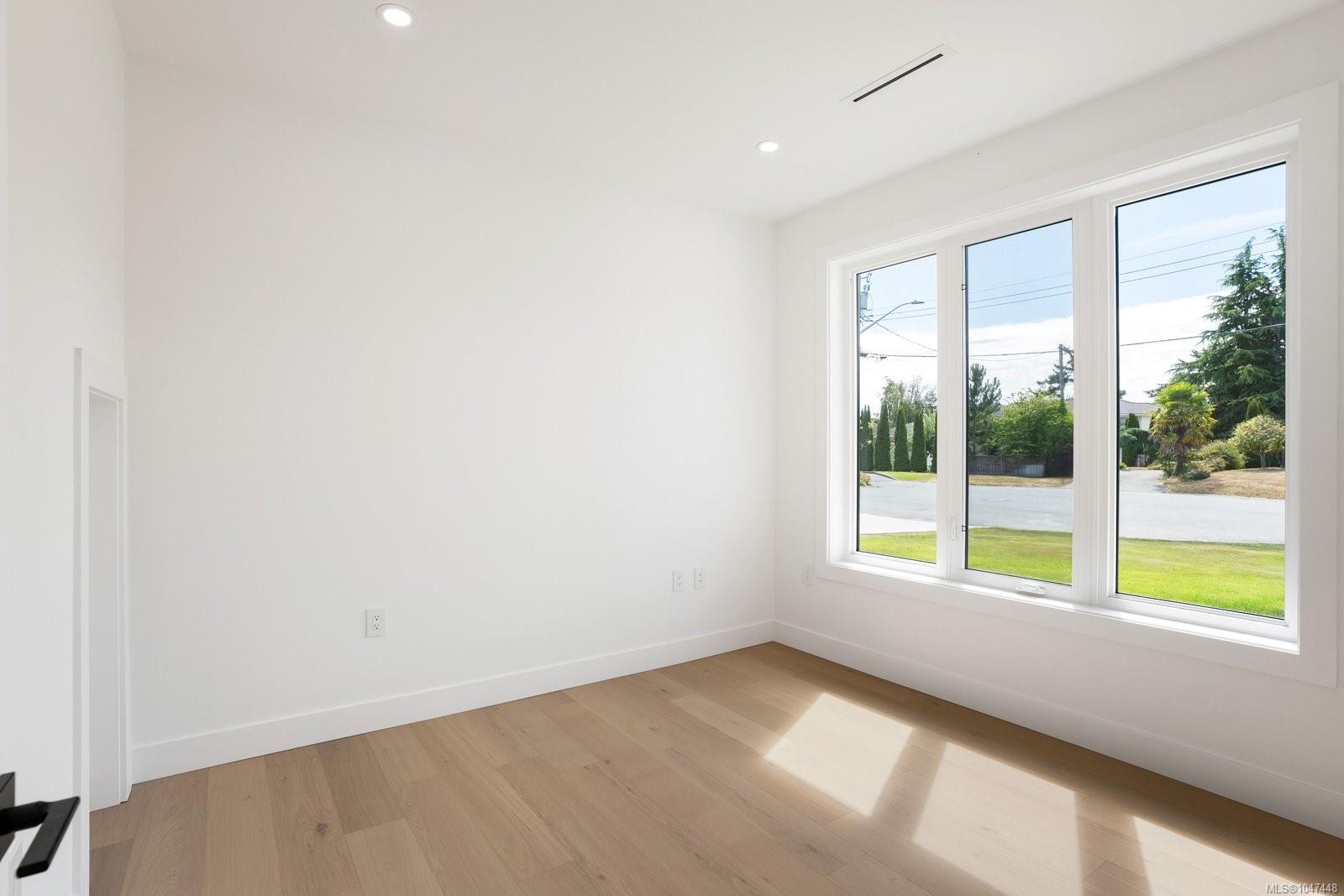 2292 Gail Pl