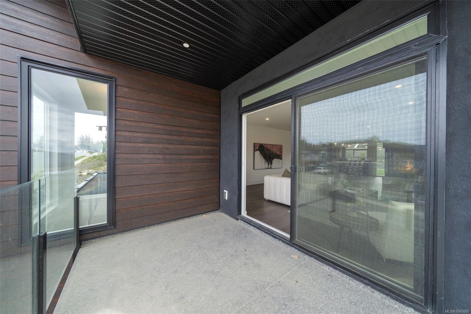 1221 Viewtop Rd