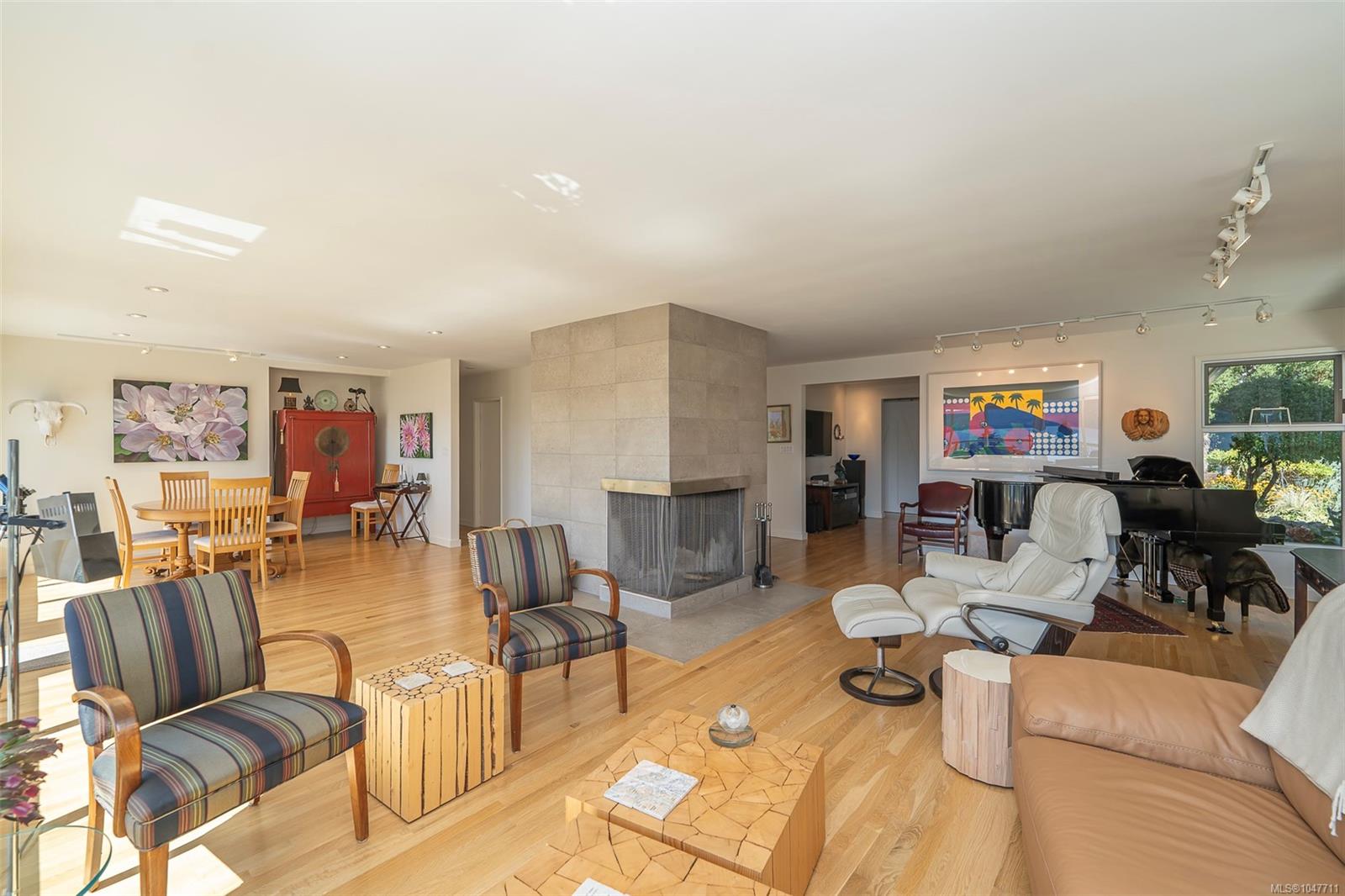 129 Sunset Dr