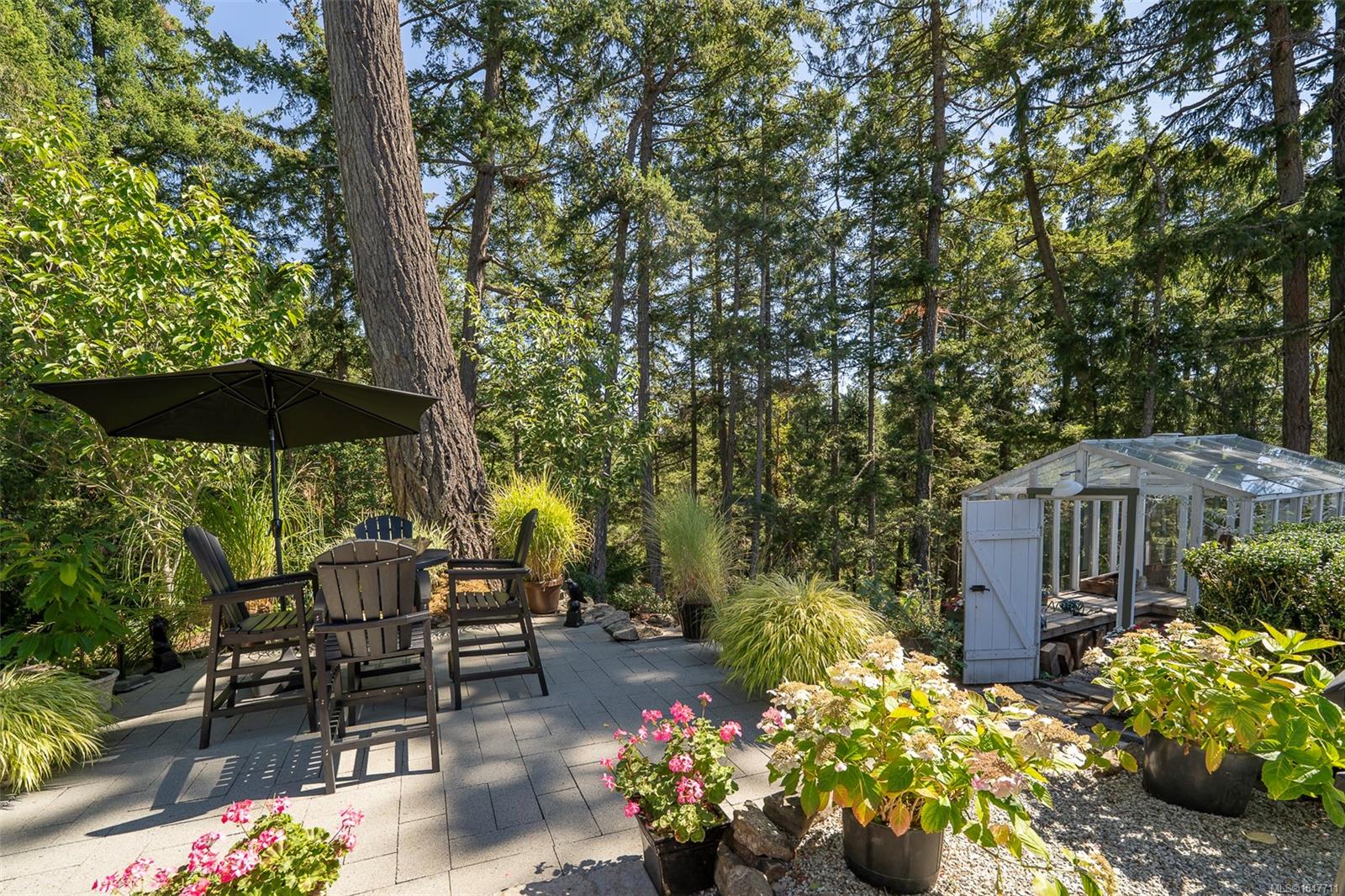 129 Sunset Dr