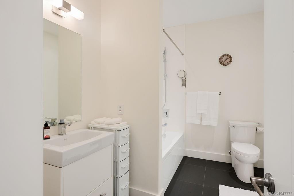 2245 JAMES WHITE Blvd #105