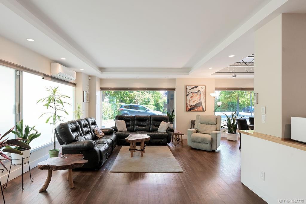 2245 JAMES WHITE Blvd #105
