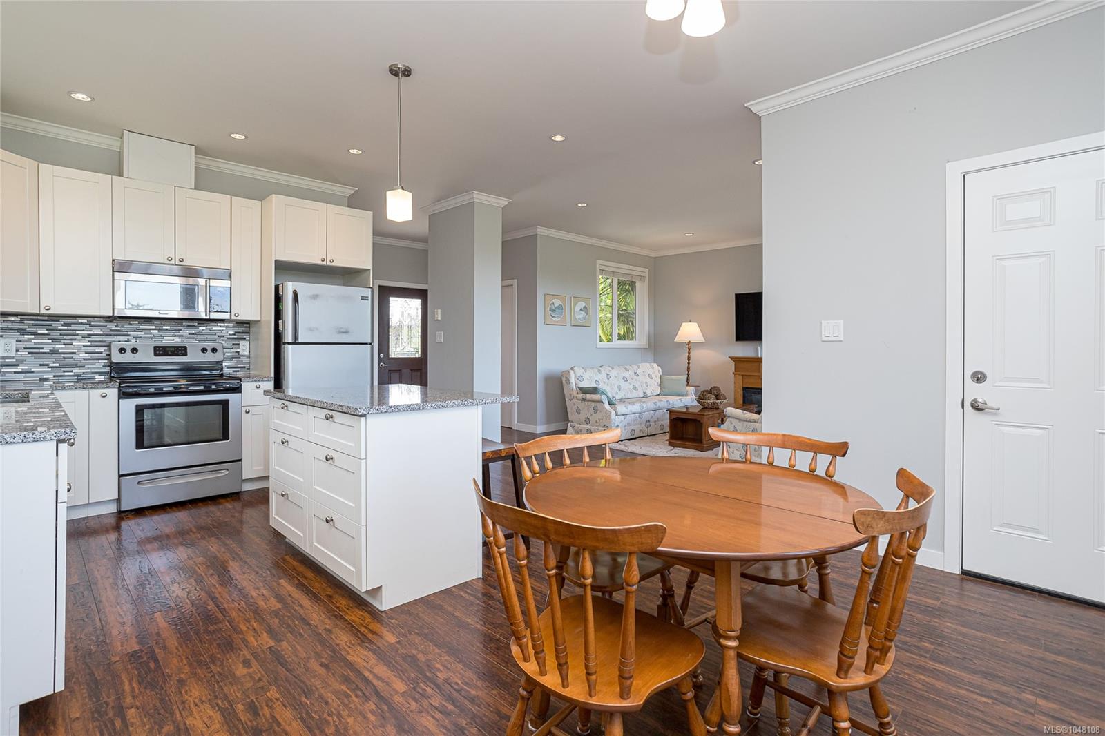 614 Cornerstone Close