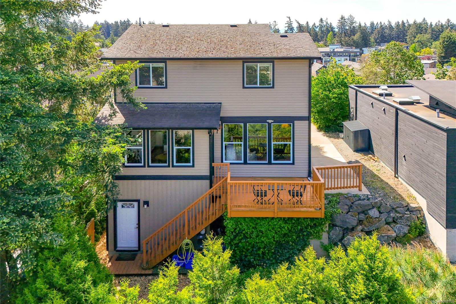 614 Cornerstone Close