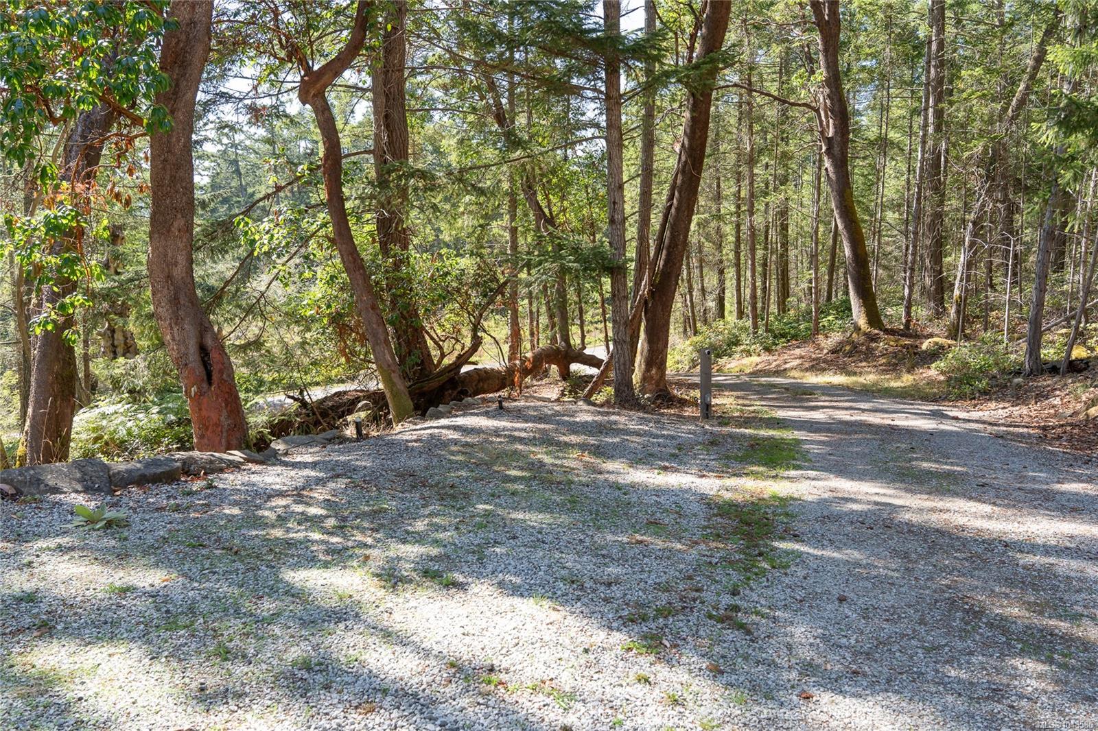 1322 Nose Point Rd