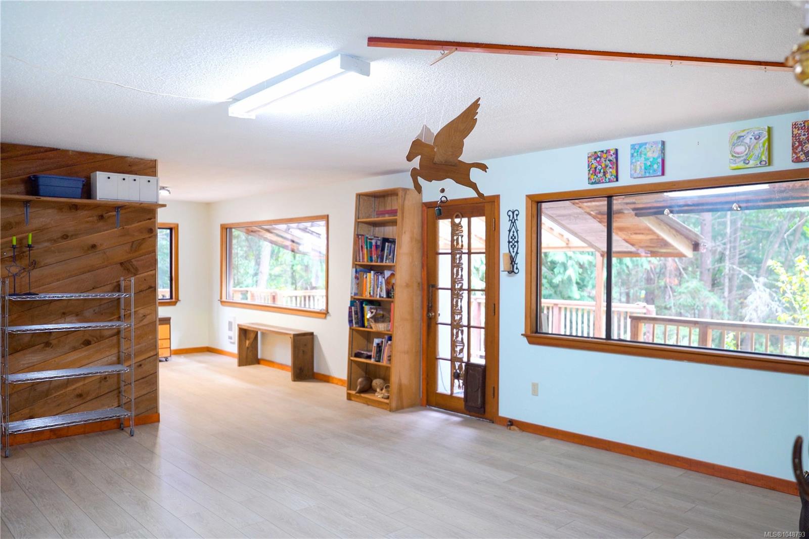 119 Creekside Dr