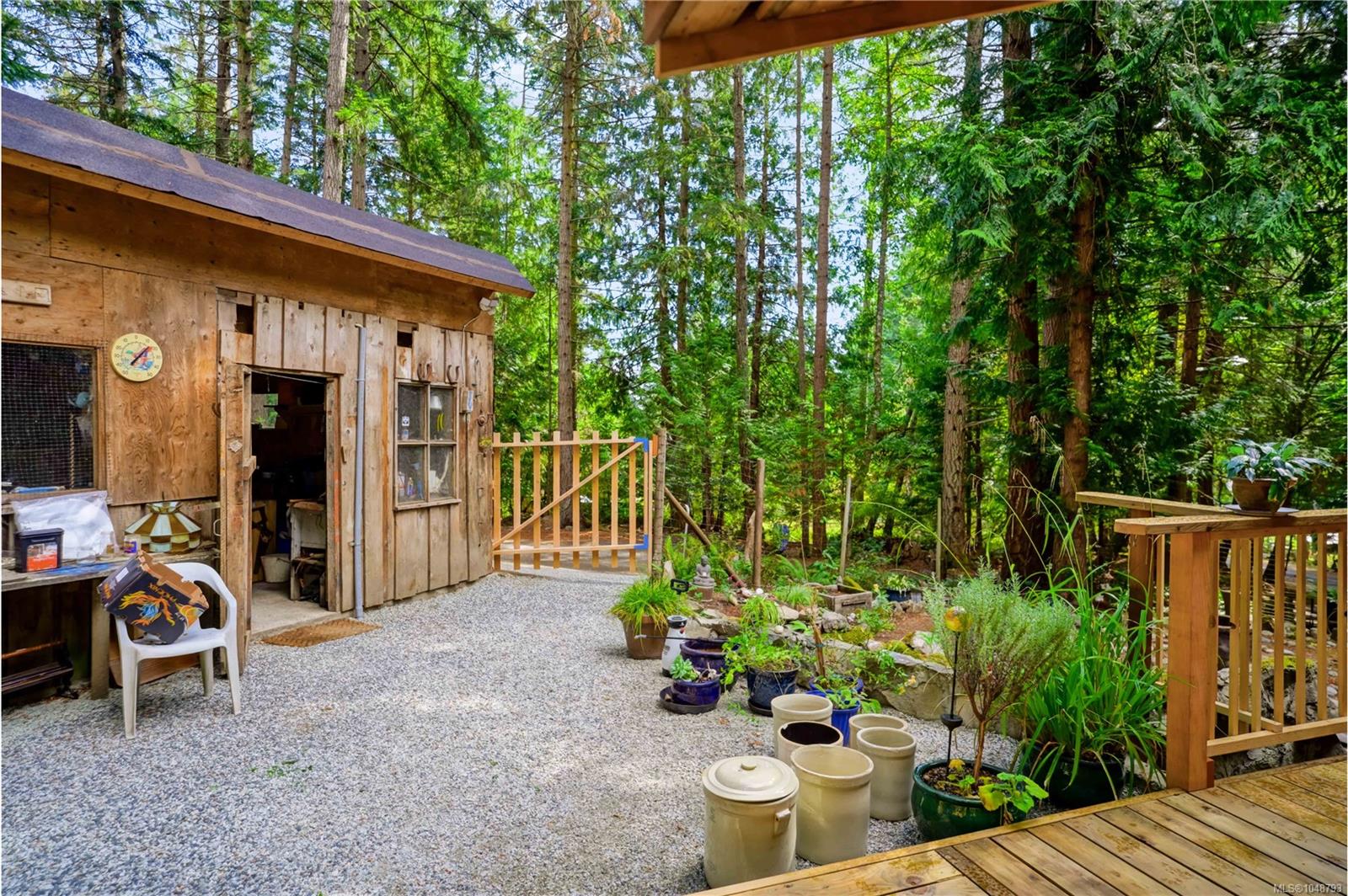 119 Creekside Dr