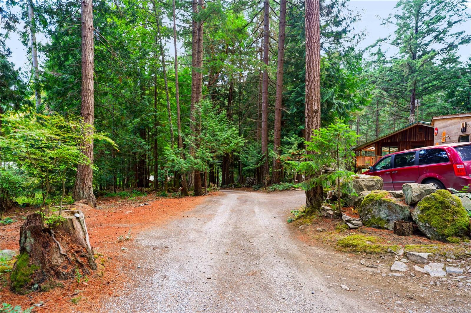119 Creekside Dr