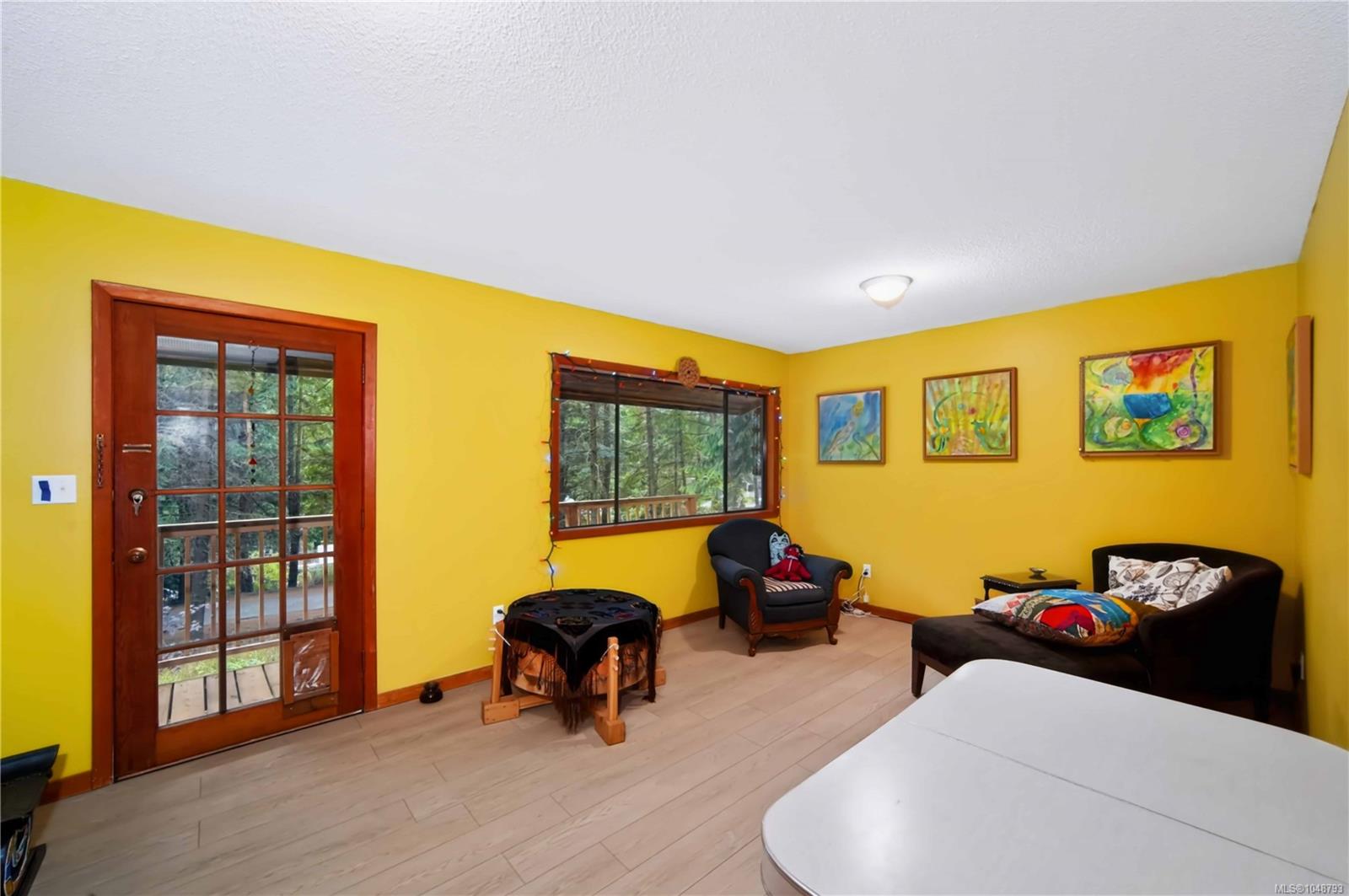 119 Creekside Dr