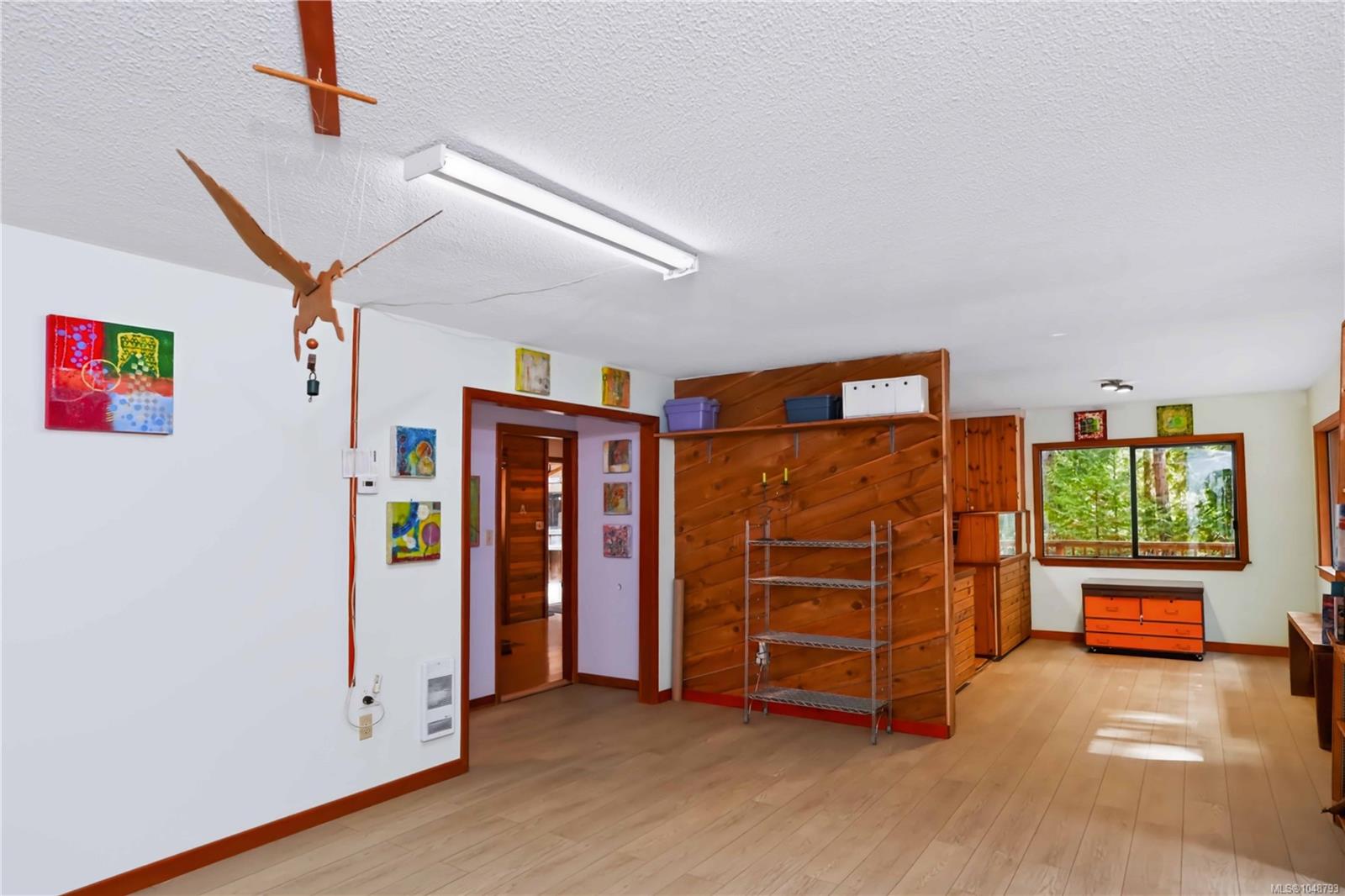 119 Creekside Dr