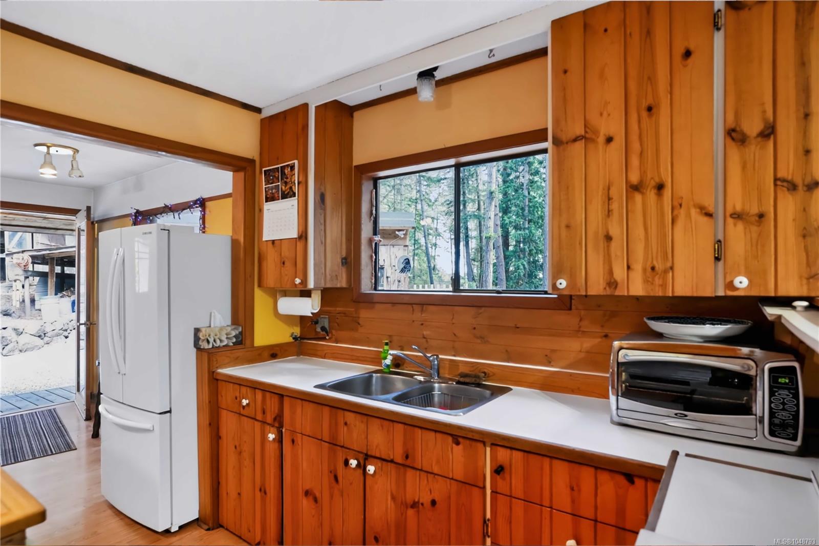 119 Creekside Dr