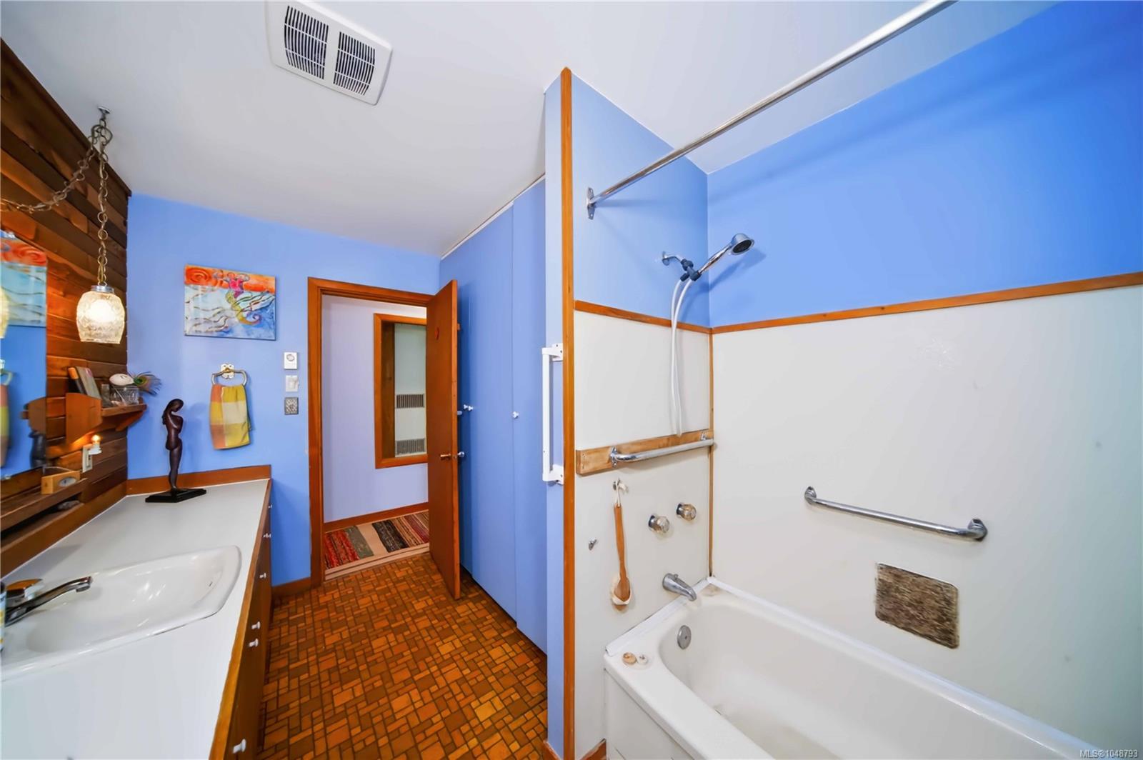 119 Creekside Dr