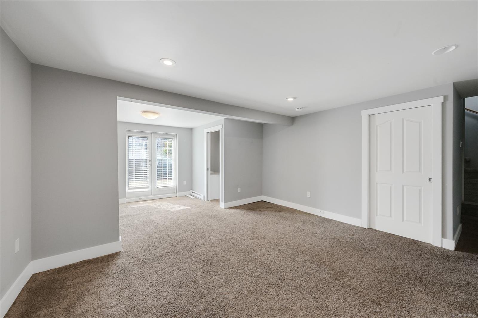 670 Polyanthus Cres
