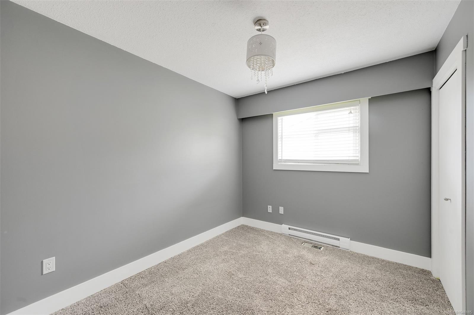 670 Polyanthus Cres