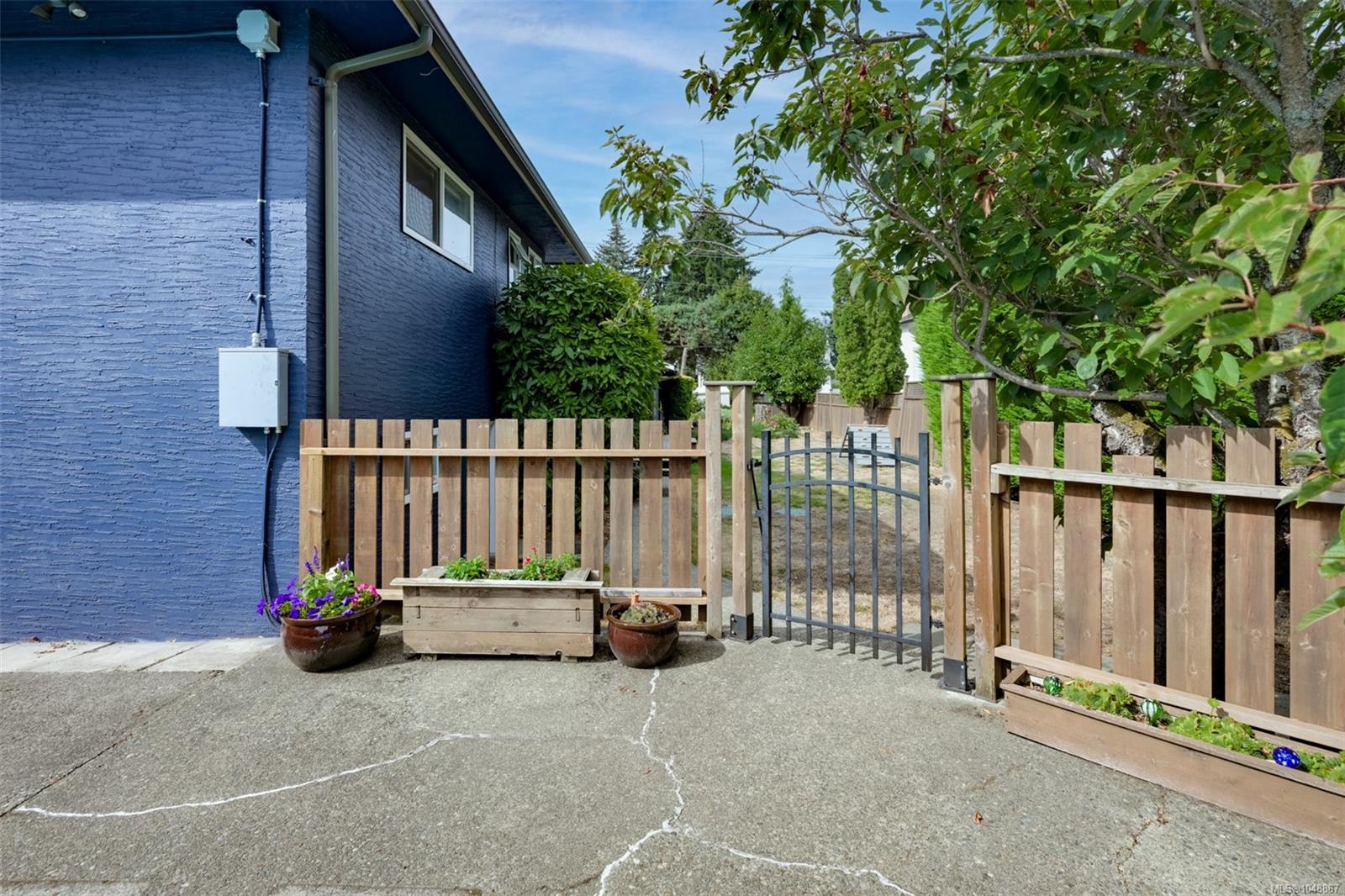 2280 Aldeane Ave