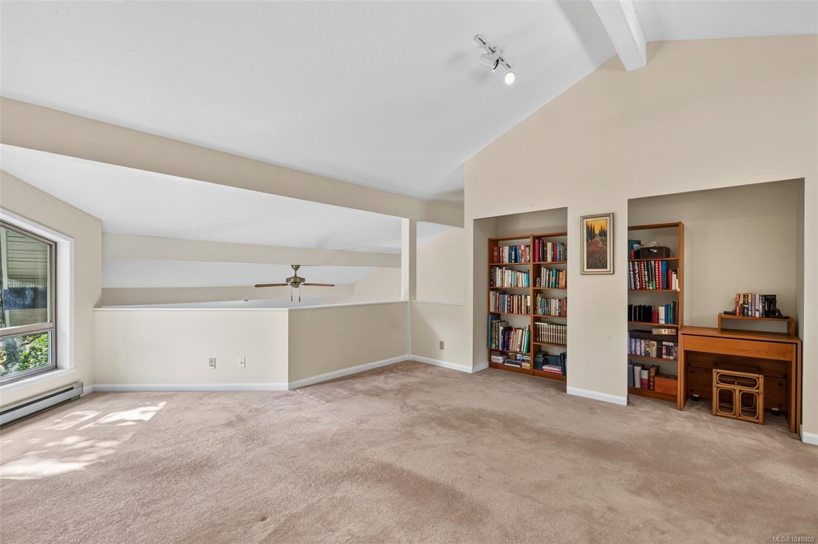 909 Carolwood Dr #6