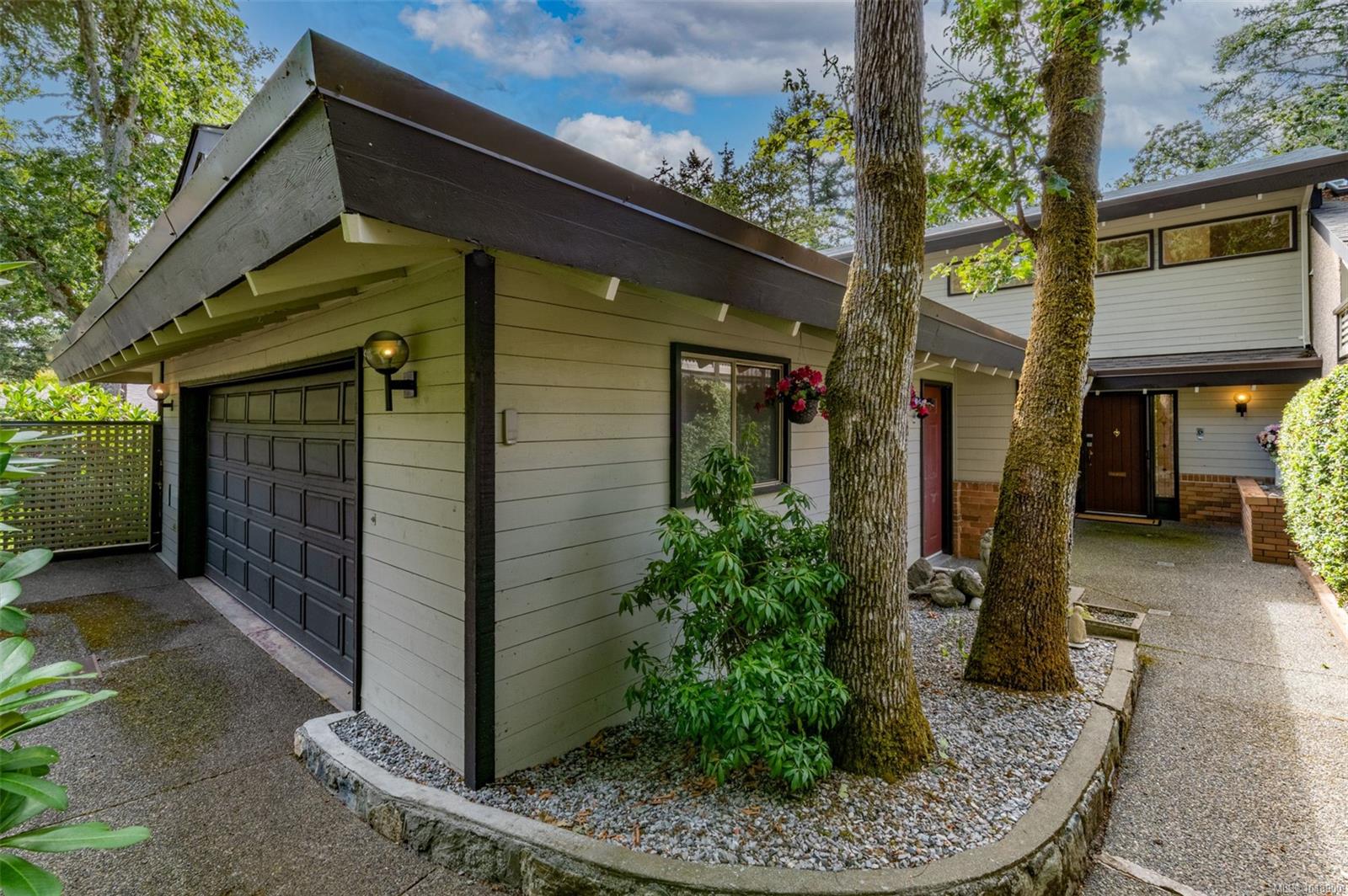 909 Carolwood Dr #6