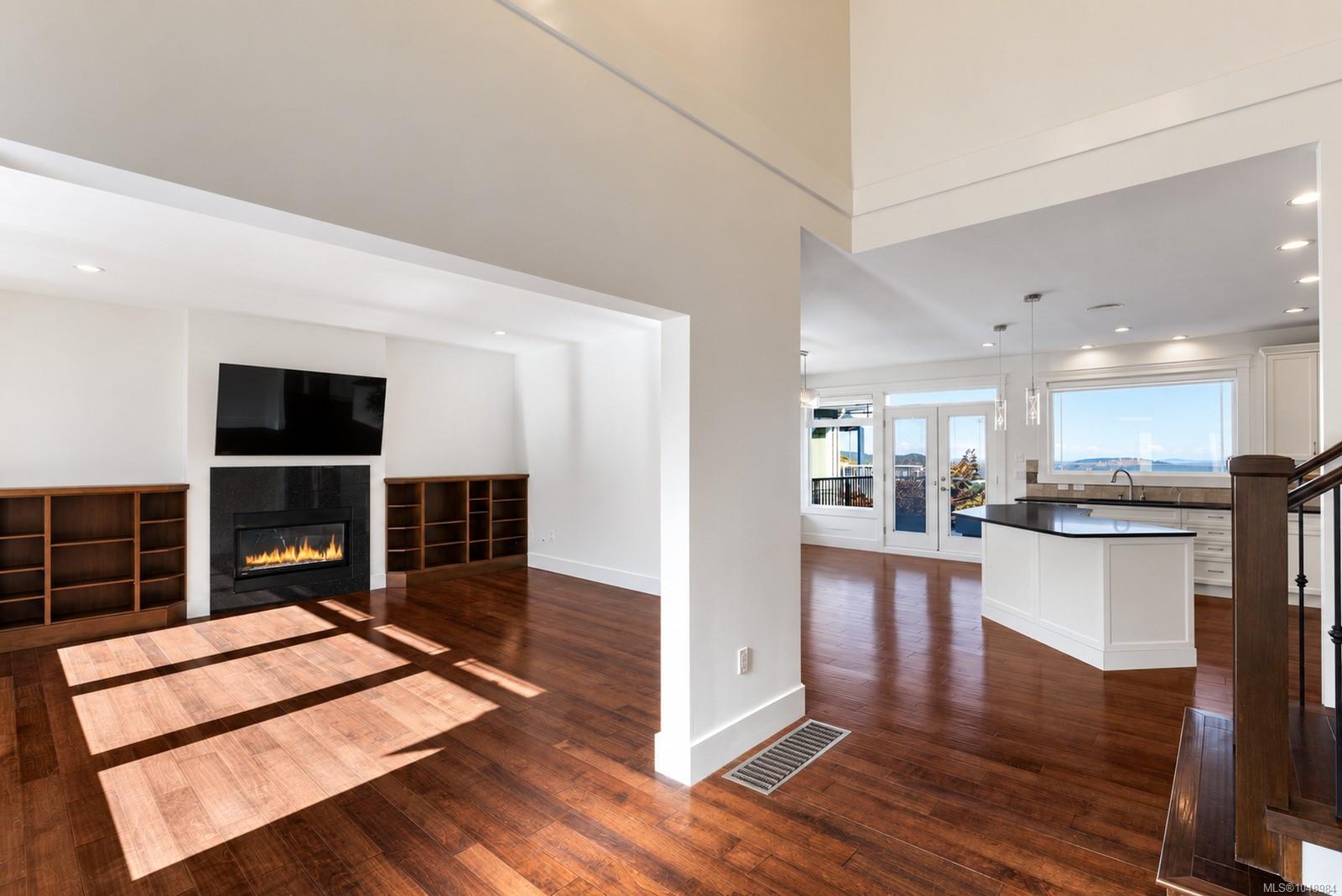2287 Nicklaus Dr