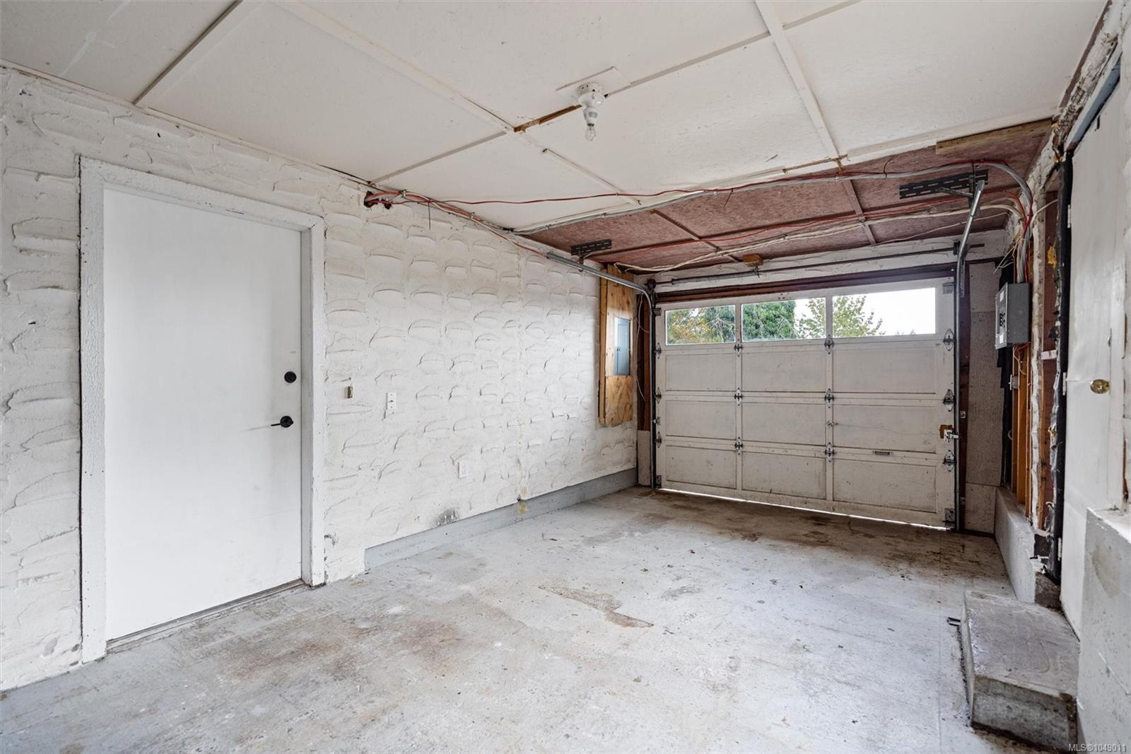 3272 Haida Dr