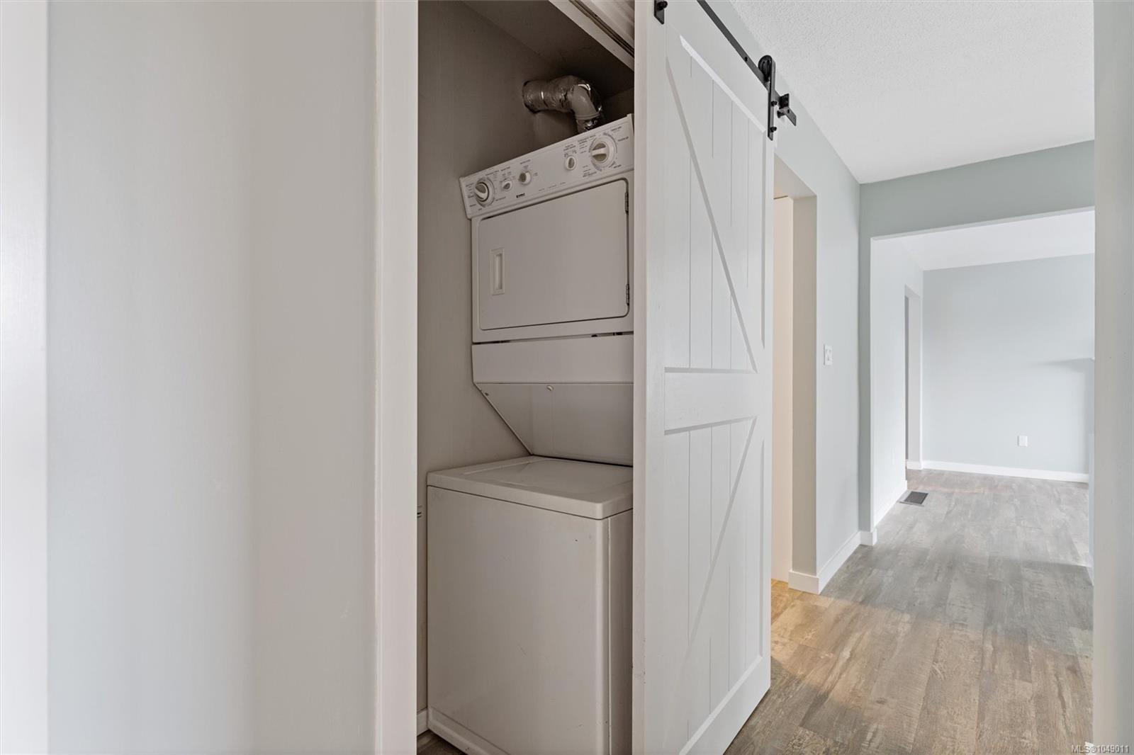 3272 Haida Dr