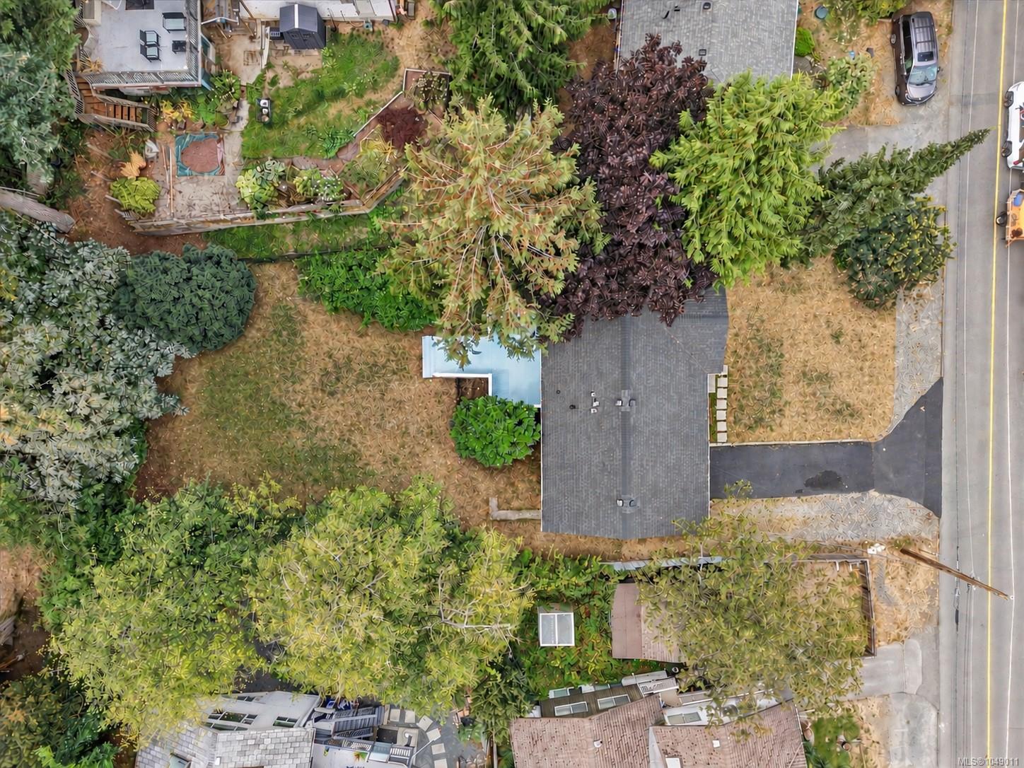 3272 Haida Dr