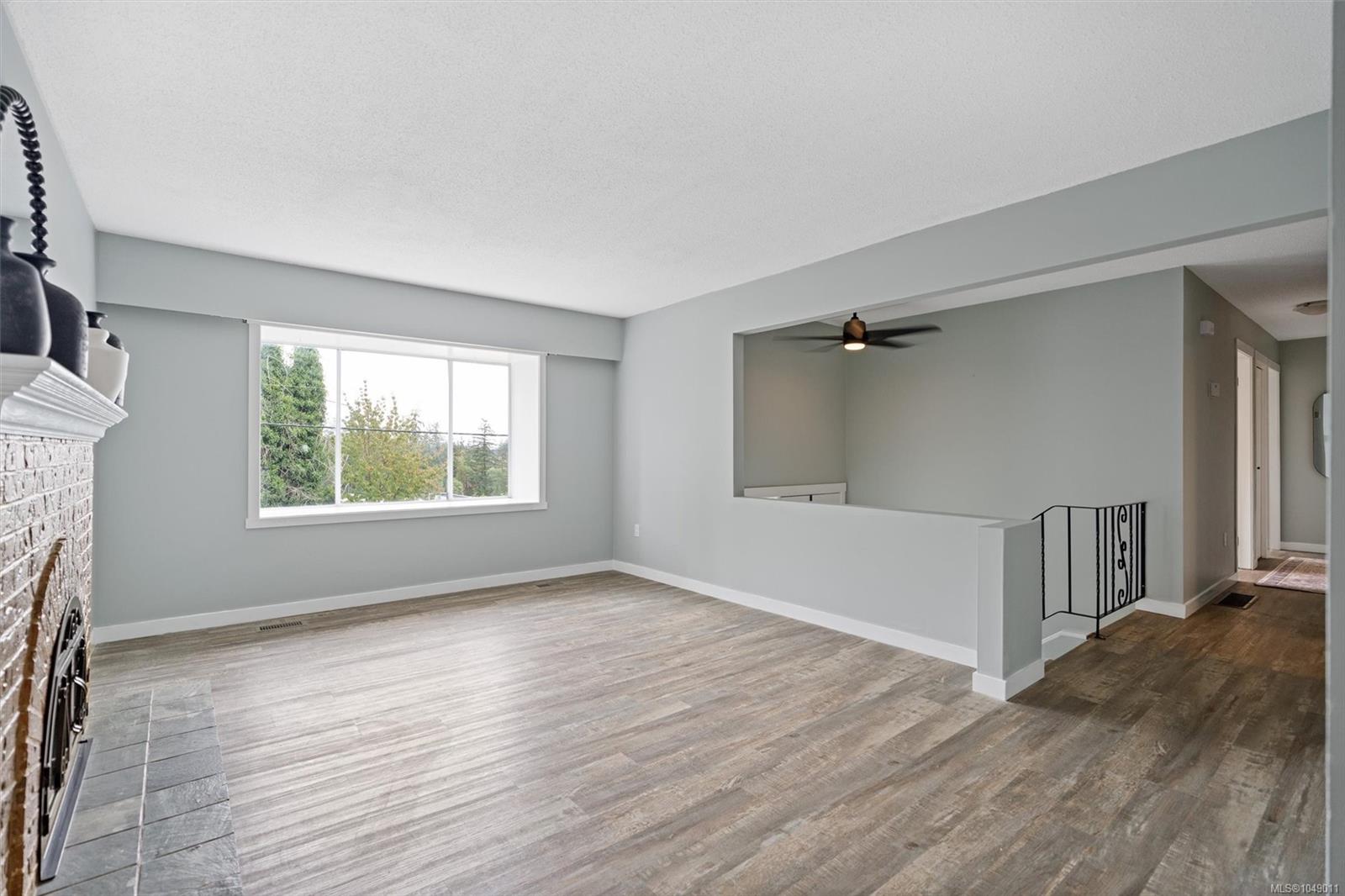 3272 Haida Dr