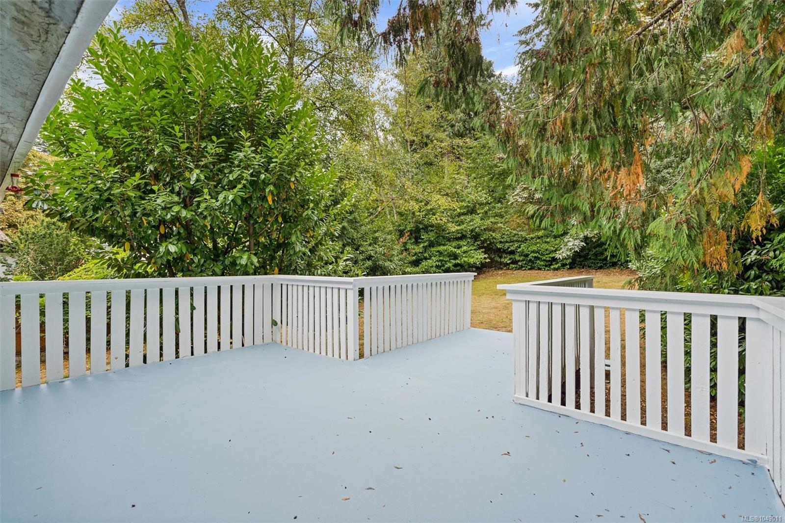 3272 Haida Dr