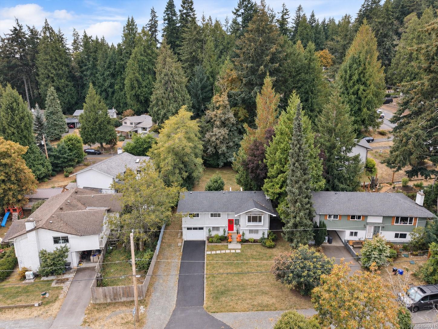 3272 Haida Dr