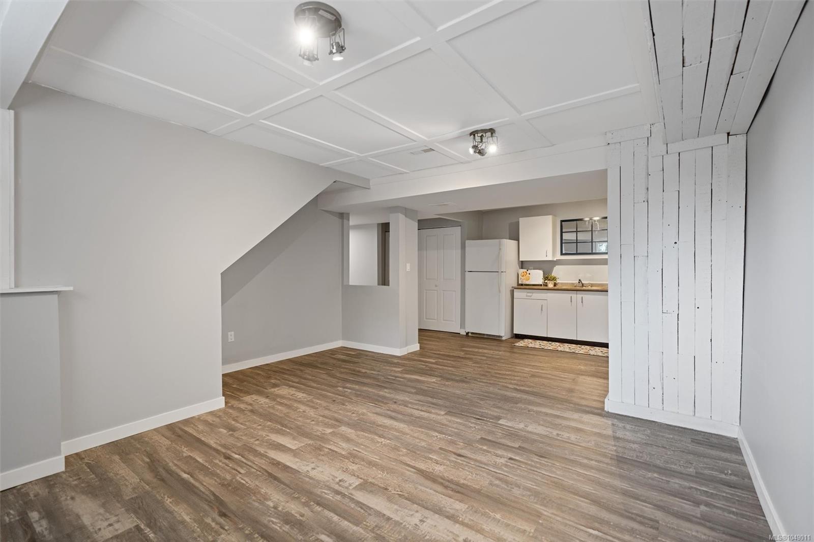3272 Haida Dr