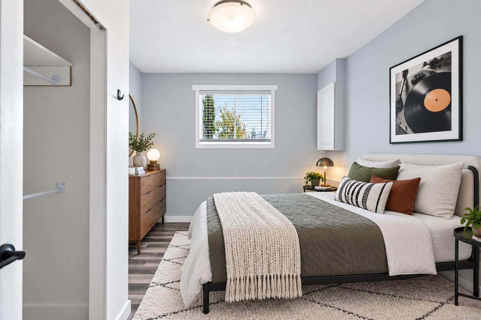 3272 Haida Dr