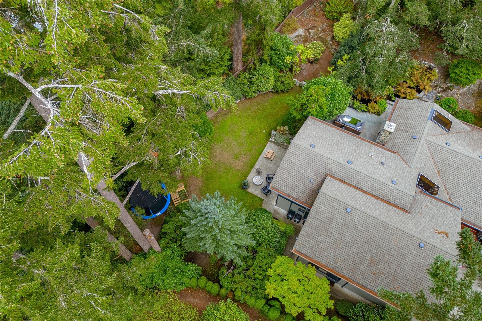 974 Wagonwood Pl