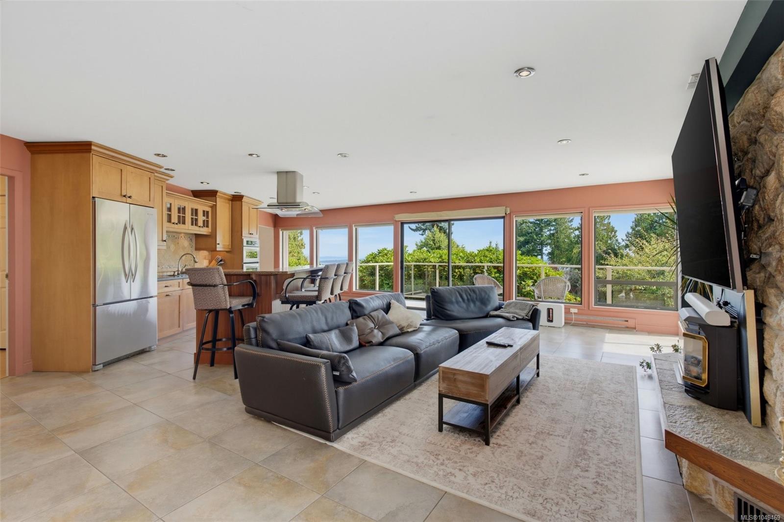 8798 Forest Park Dr