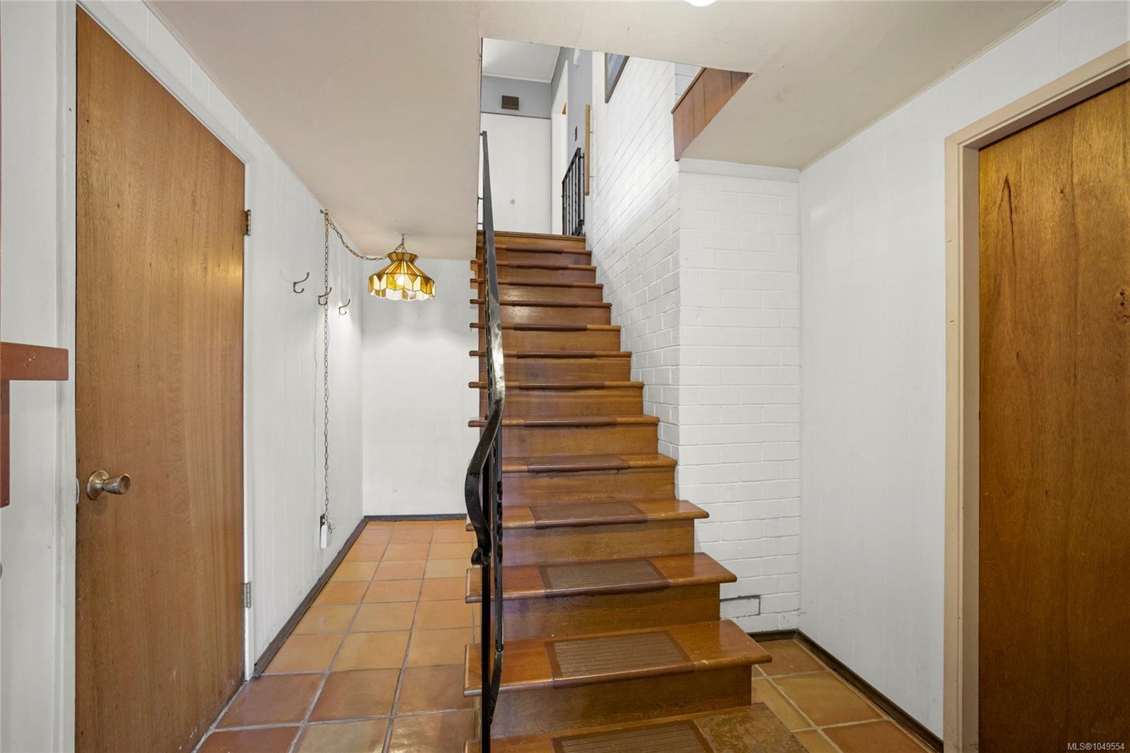 155 Seaview Ave