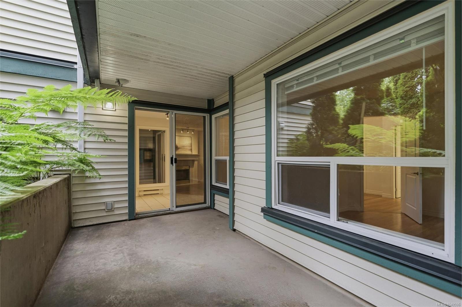 894 Vernon Ave #112