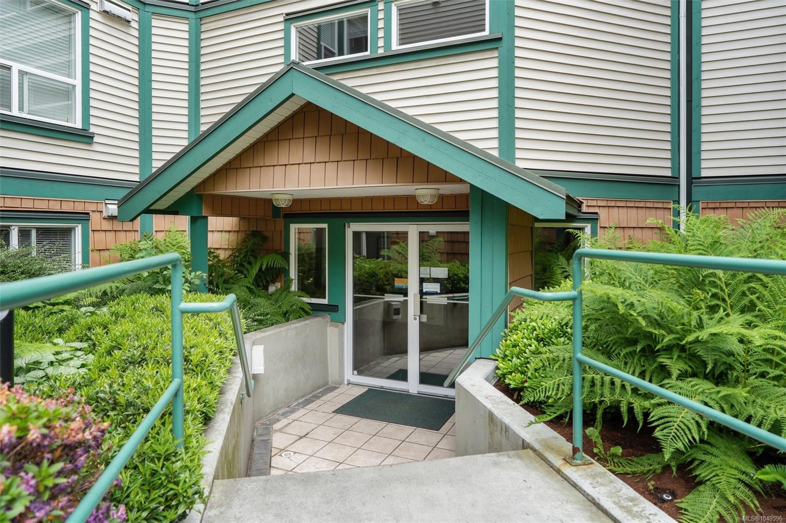 894 Vernon Ave #112