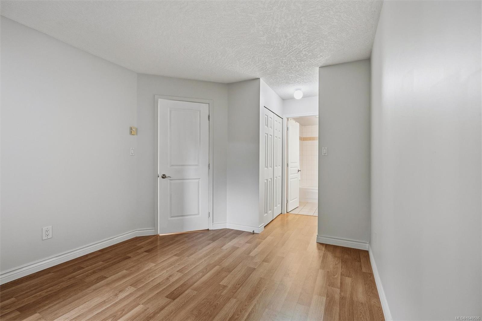 894 Vernon Ave #112