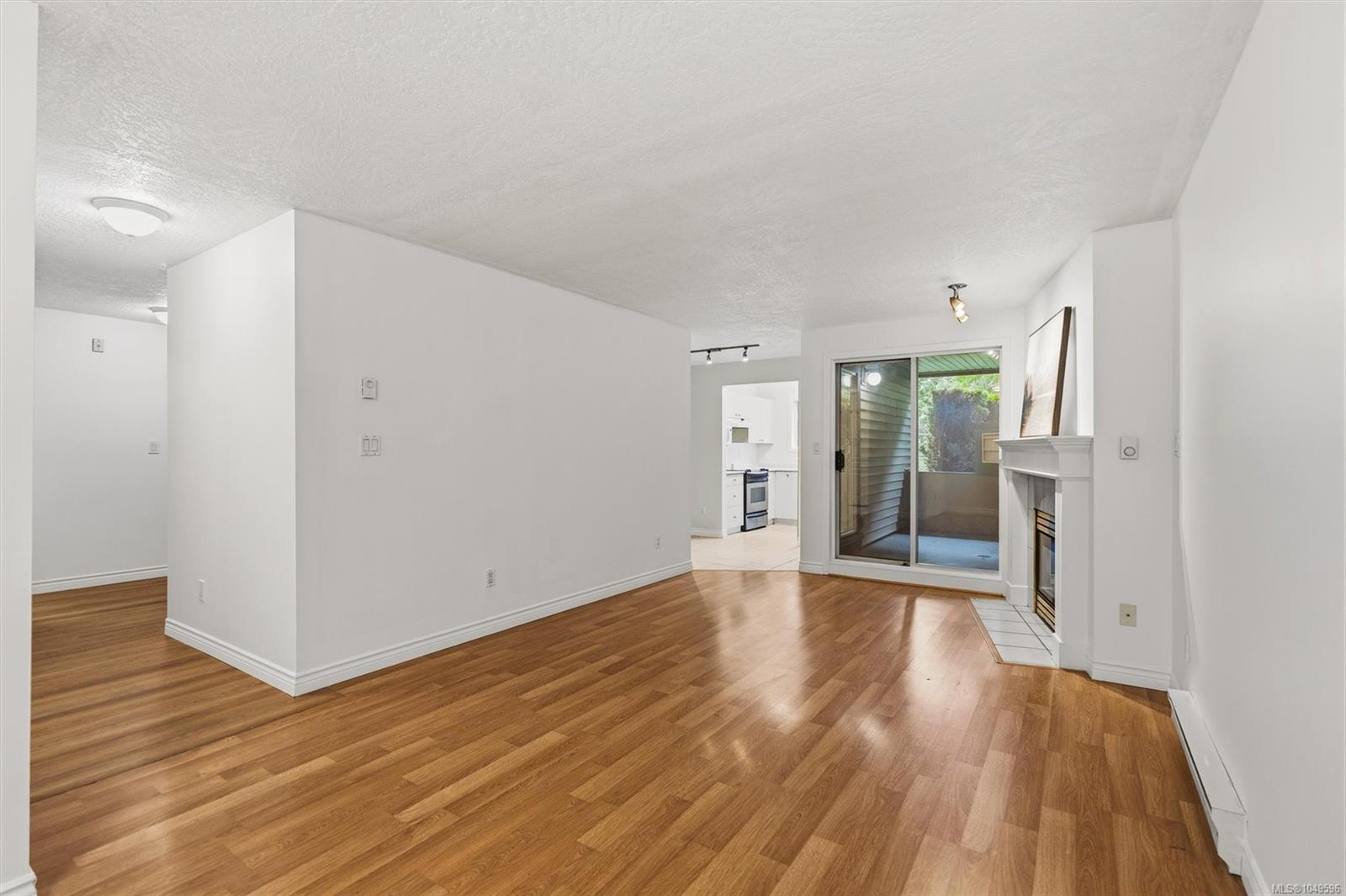 894 Vernon Ave #112