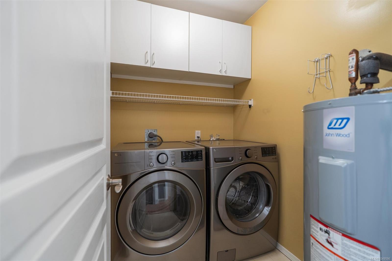 894 Vernon Ave #112