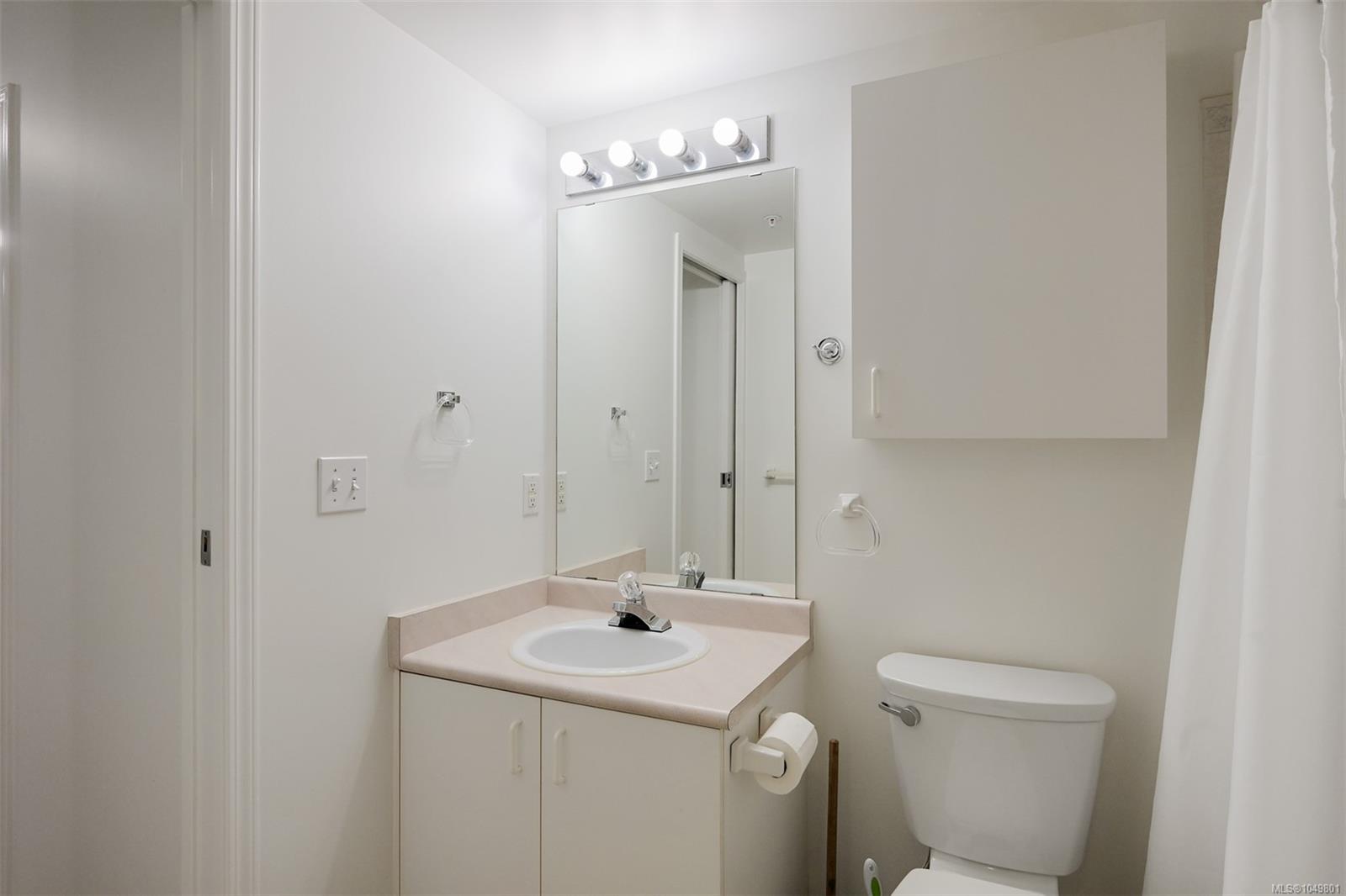 1063 Southgate St #209