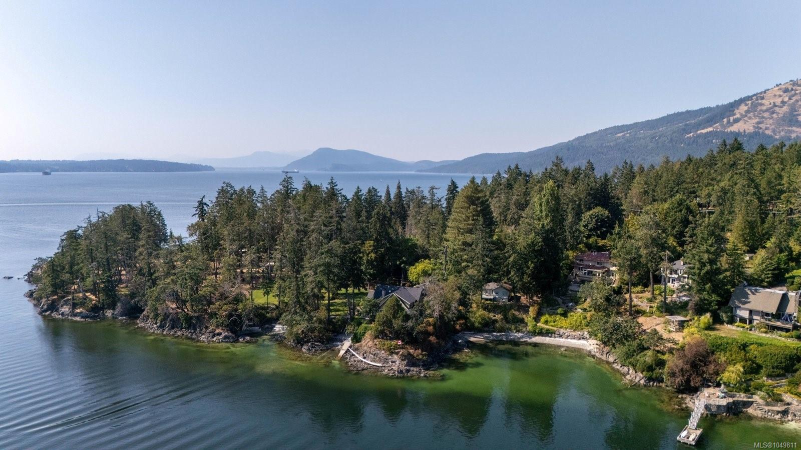 389 Moses Point Rd