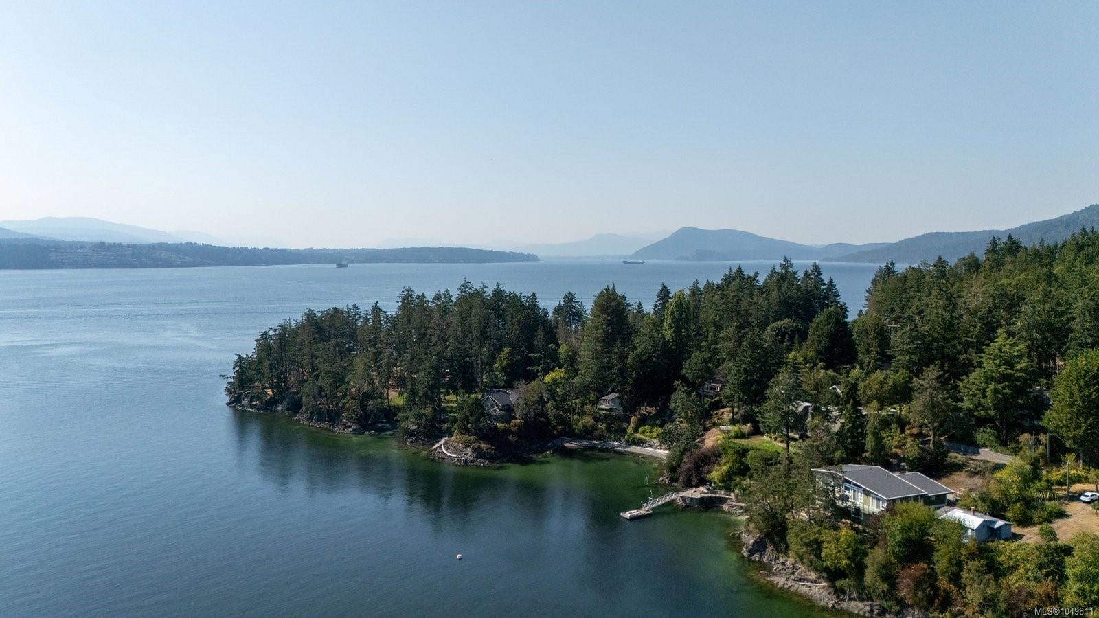 389 Moses Point Rd