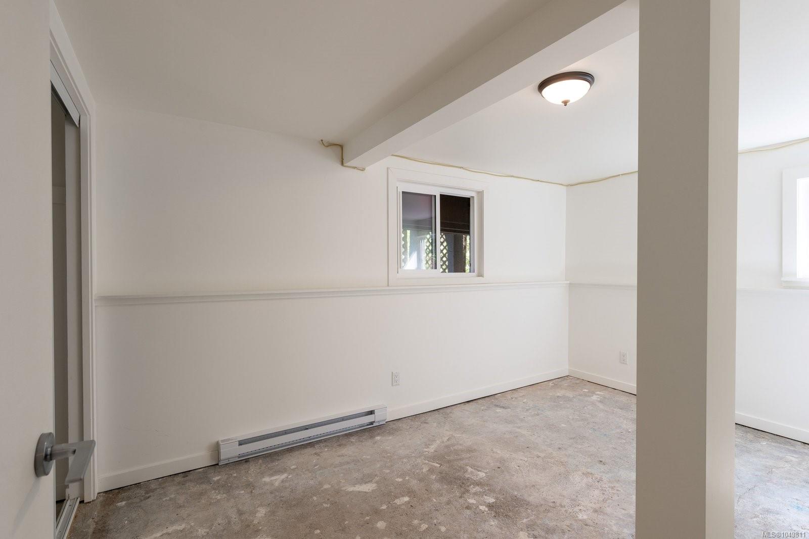 389 Moses Point Rd
