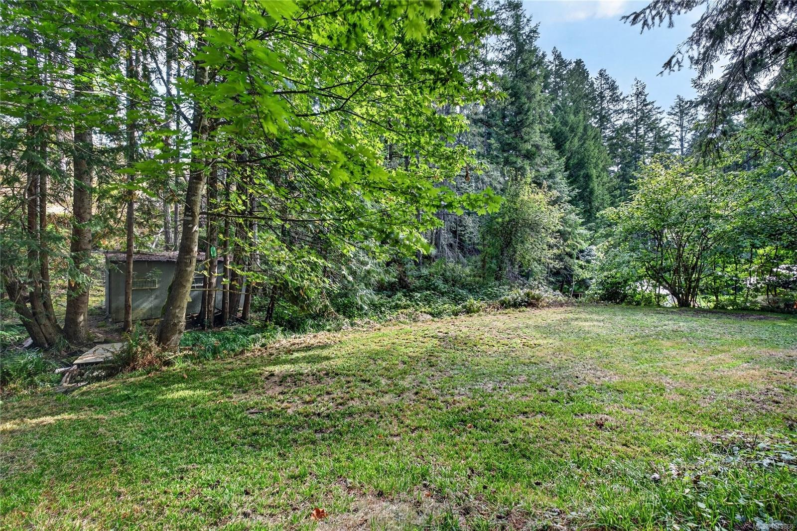 135 Pine Pl