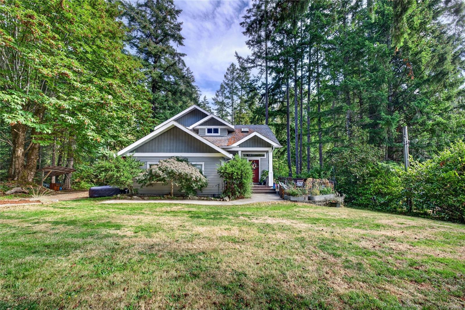 135 Pine Pl
