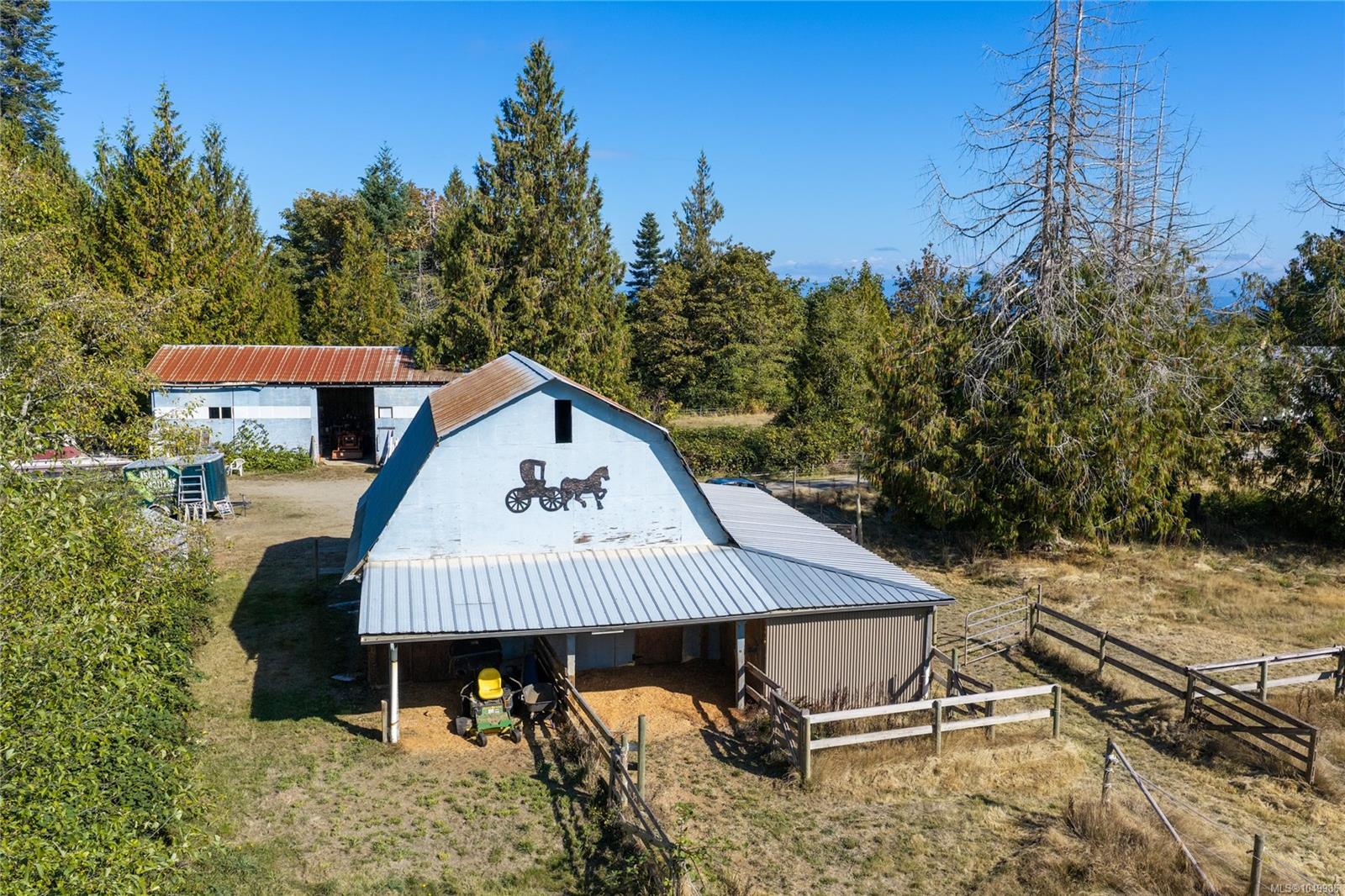 899,875 Andreef Rd