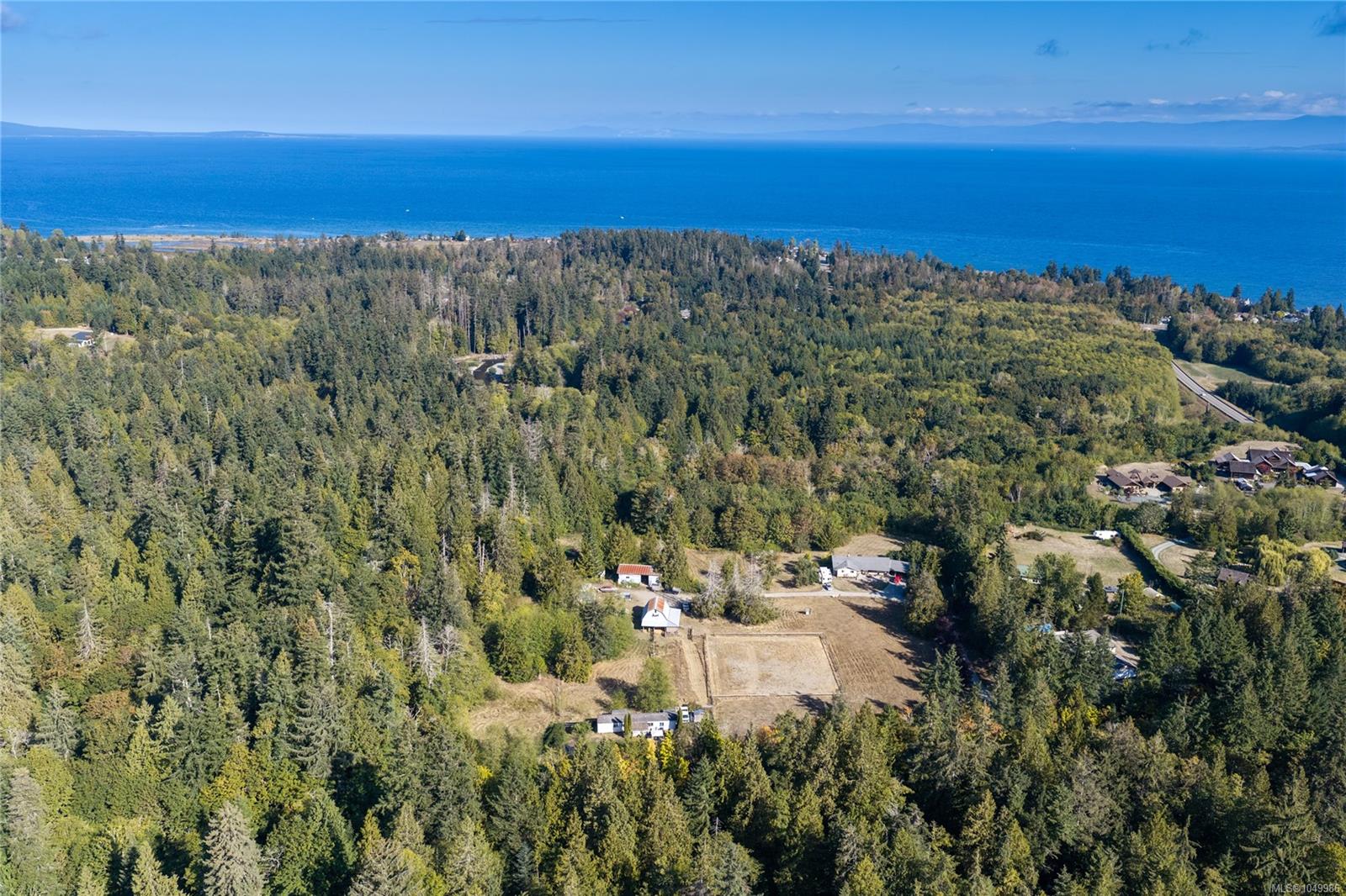 899,875 Andreef Rd