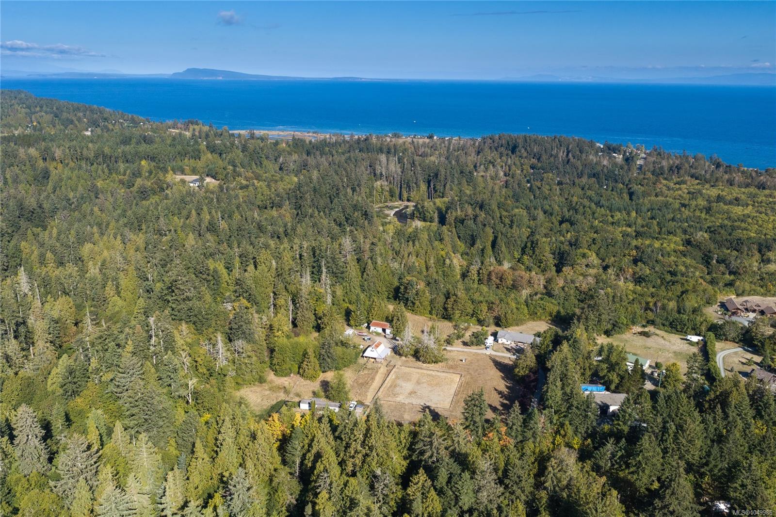 899,875 Andreef Rd