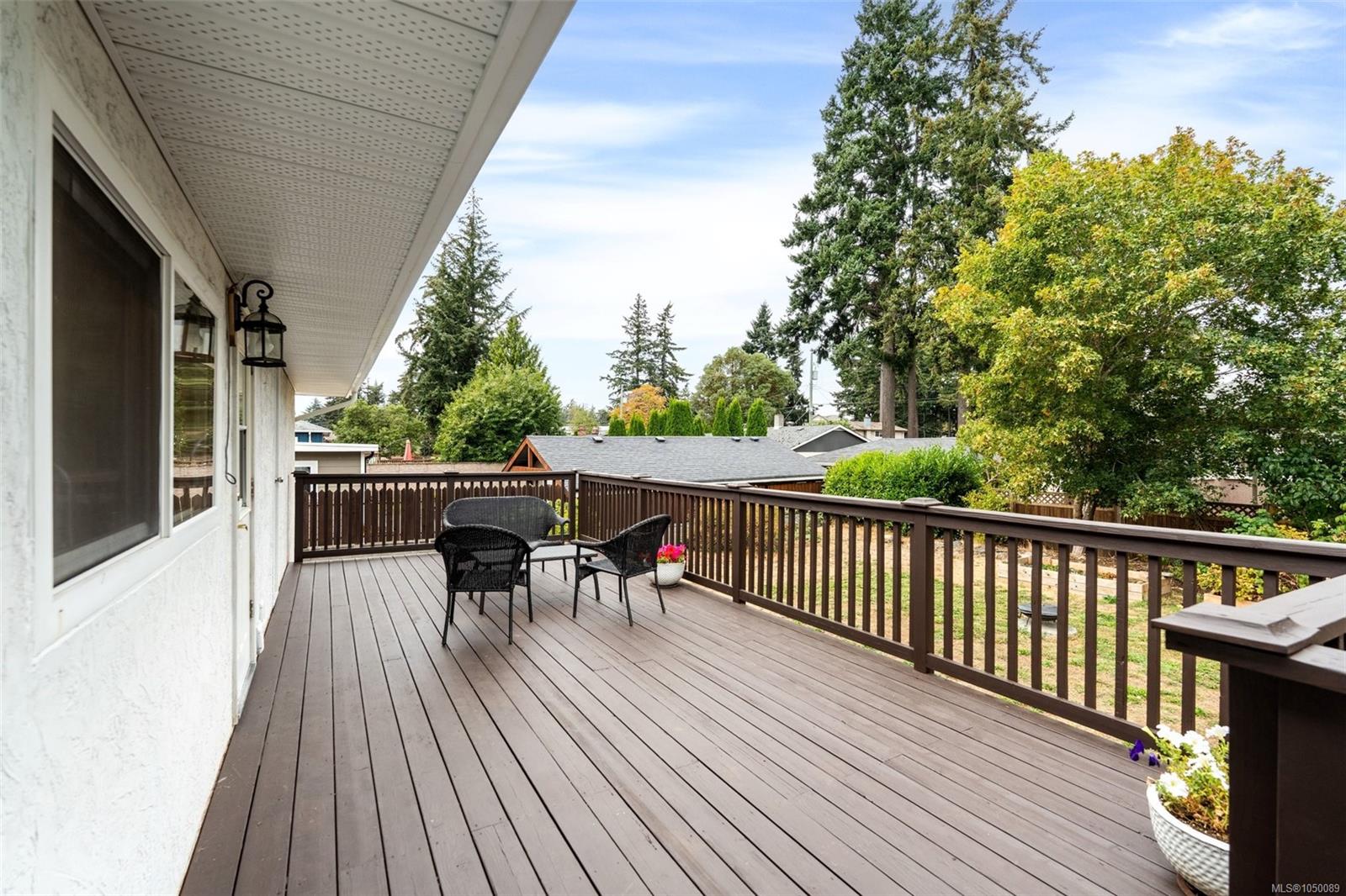 560 Ridley Dr