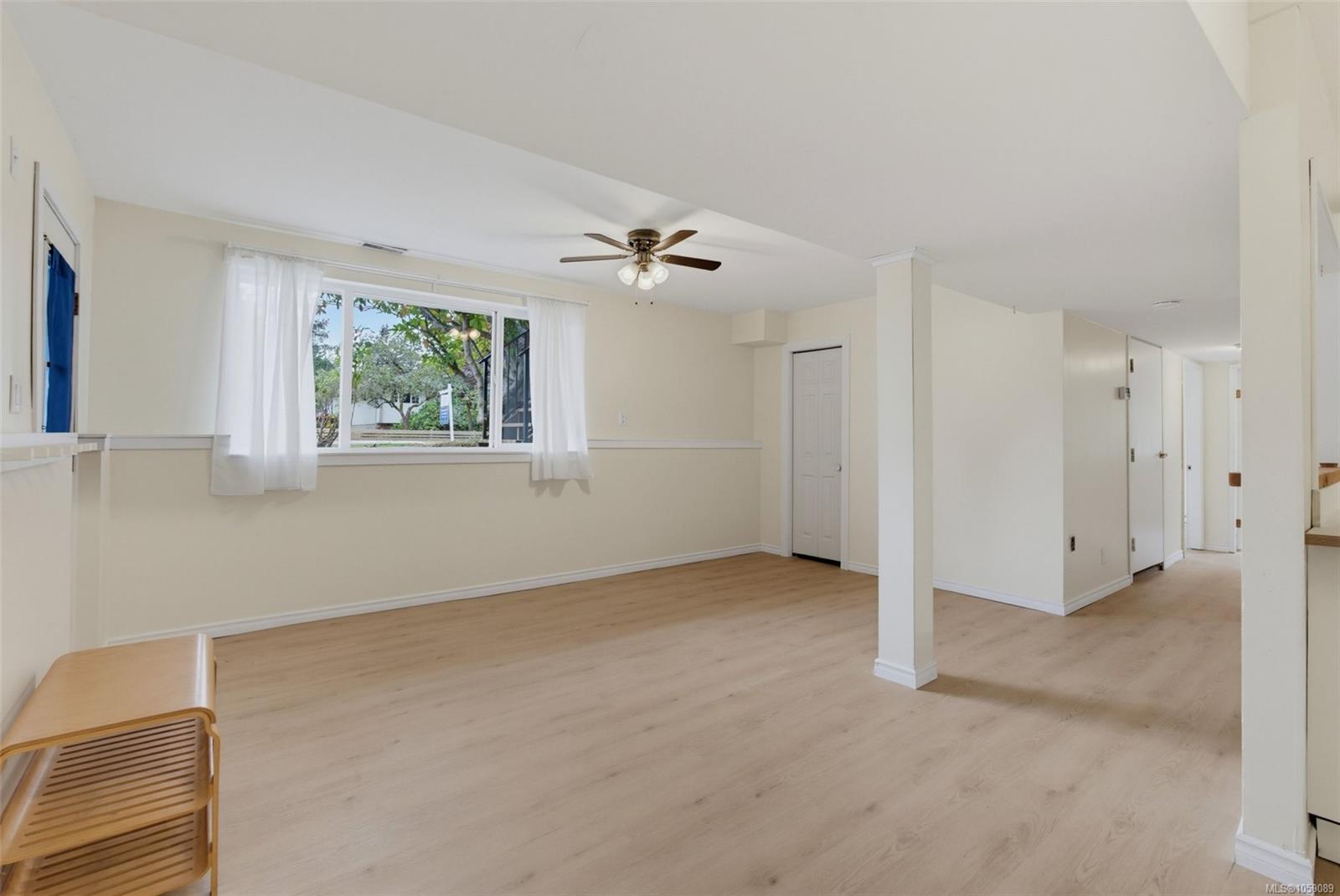 560 Ridley Dr