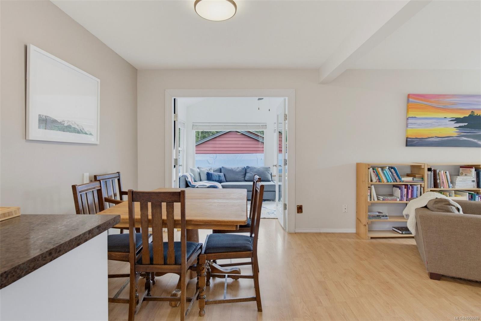 560 Ridley Dr